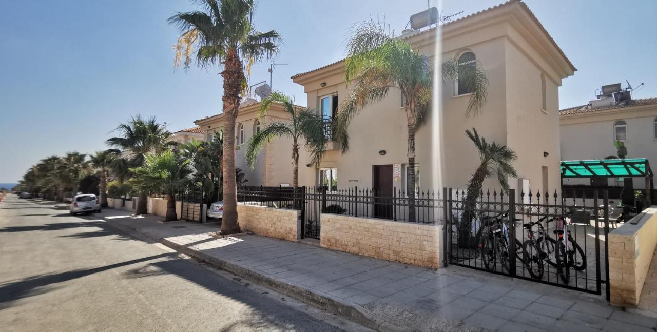 Great Villa Maria Paralimni Exteriör bild