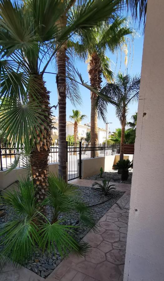 Great Villa Maria Paralimni Exteriör bild